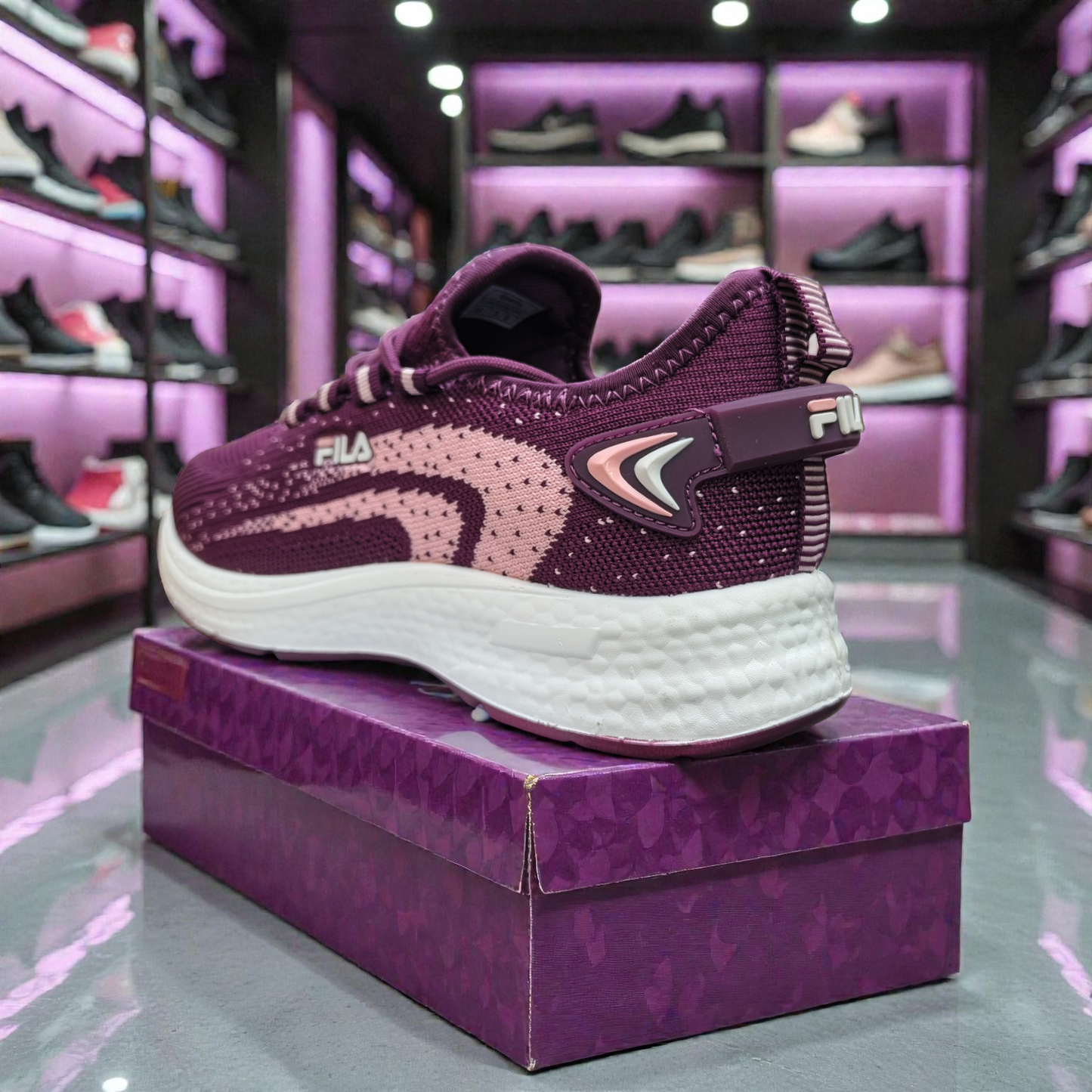 Purple Fila Women's Walking Sneakers লেডিস সকাল-বিকাল হাঁটার জুতা