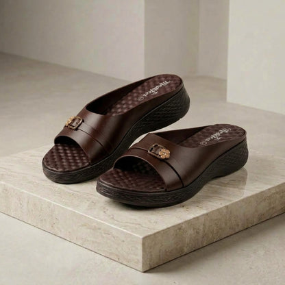 লেডিস হাওয়াই | Half Chocolate Soft Cushion Lightweight Leather Shoe - 210