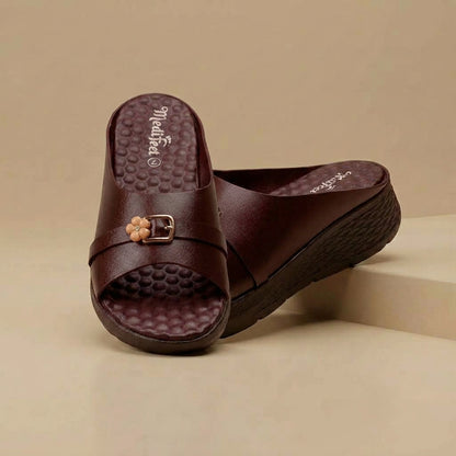 লেডিস হাওয়াই | Half Chocolate Soft Cushion Lightweight Leather Shoe - 210